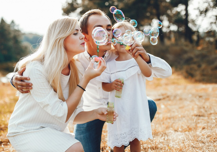 Komoly fejtörést okoz a nyári szünet a szülőknek